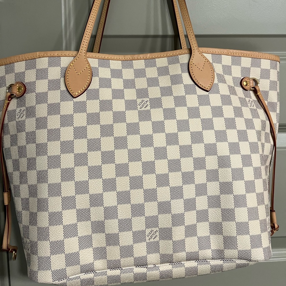 Louis Vuitton Neverfull MM